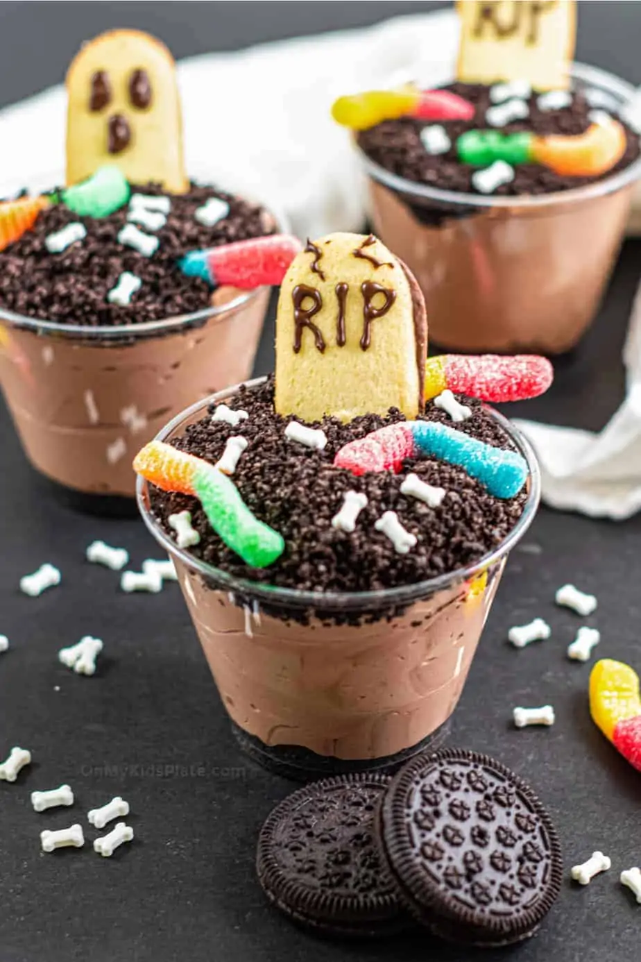 Easy cheap Halloween treats with oreos