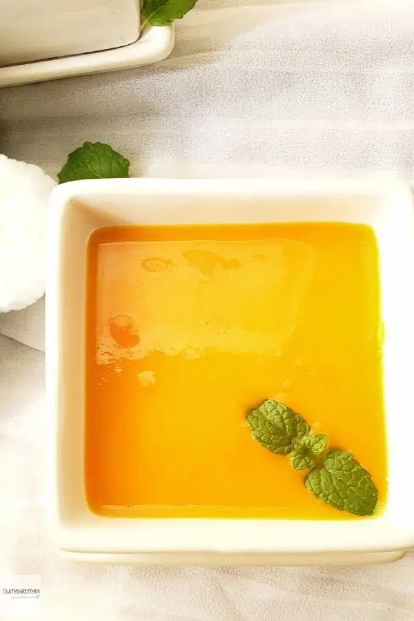 Vegan Pumpkin Carrot Soup